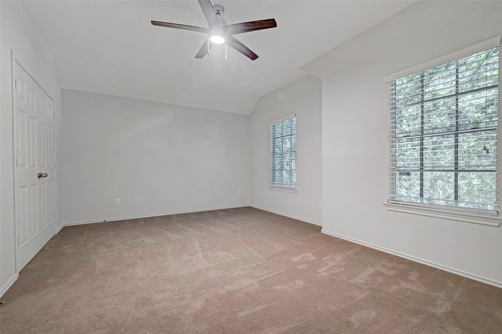 218 Blushwood Place - Photo 15