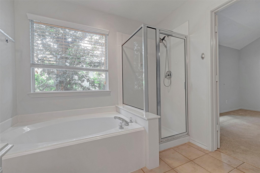 218 Blushwood Place - Photo 14