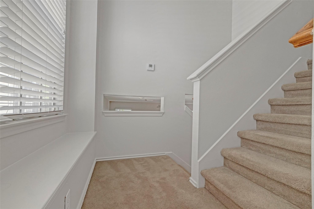 218 Blushwood Place - Photo 2