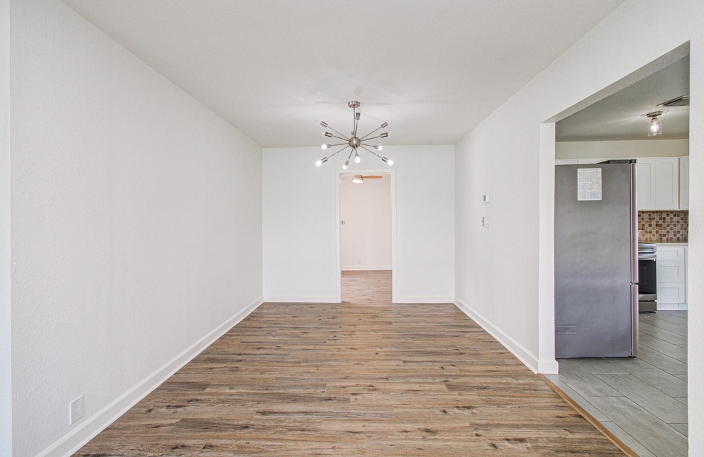 709 S Mccarty Avenue - Photo 12