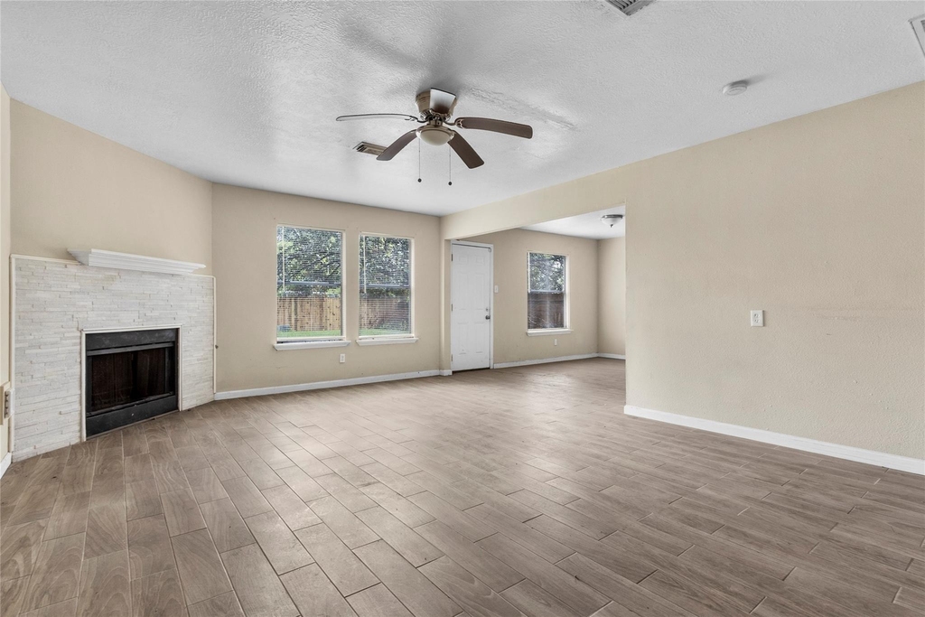 6703 Ashland Forest Drive - Photo 2