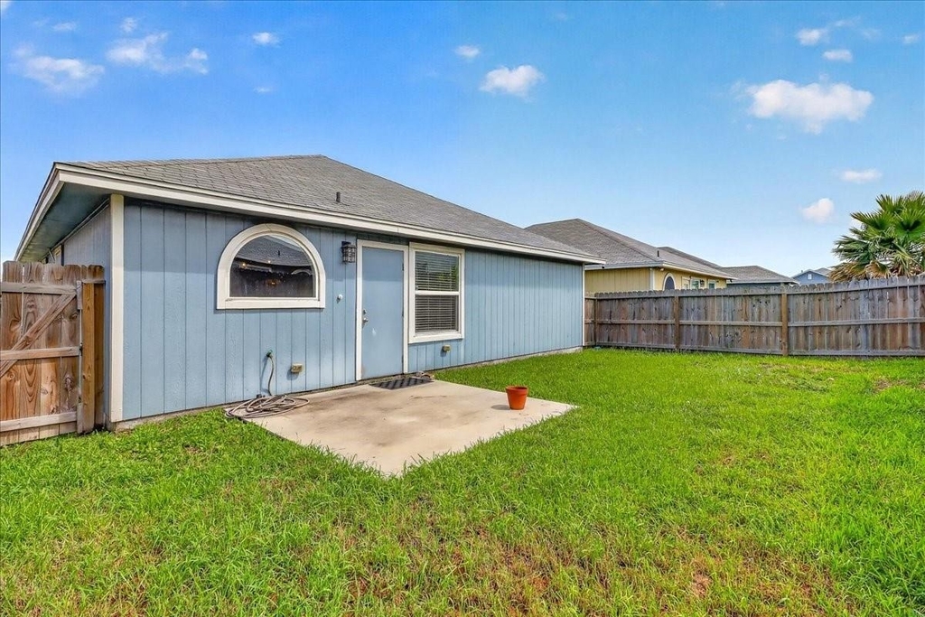 6769 Mikayla Street - Photo 31