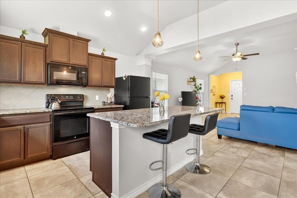 6769 Mikayla Street - Photo 12