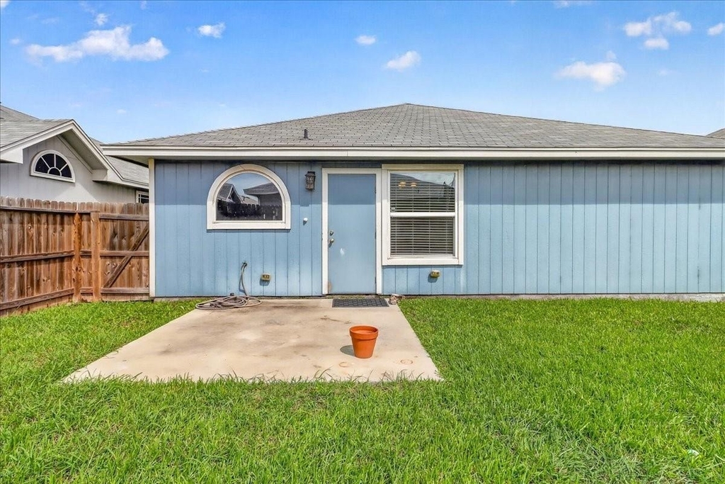 6769 Mikayla Street - Photo 30