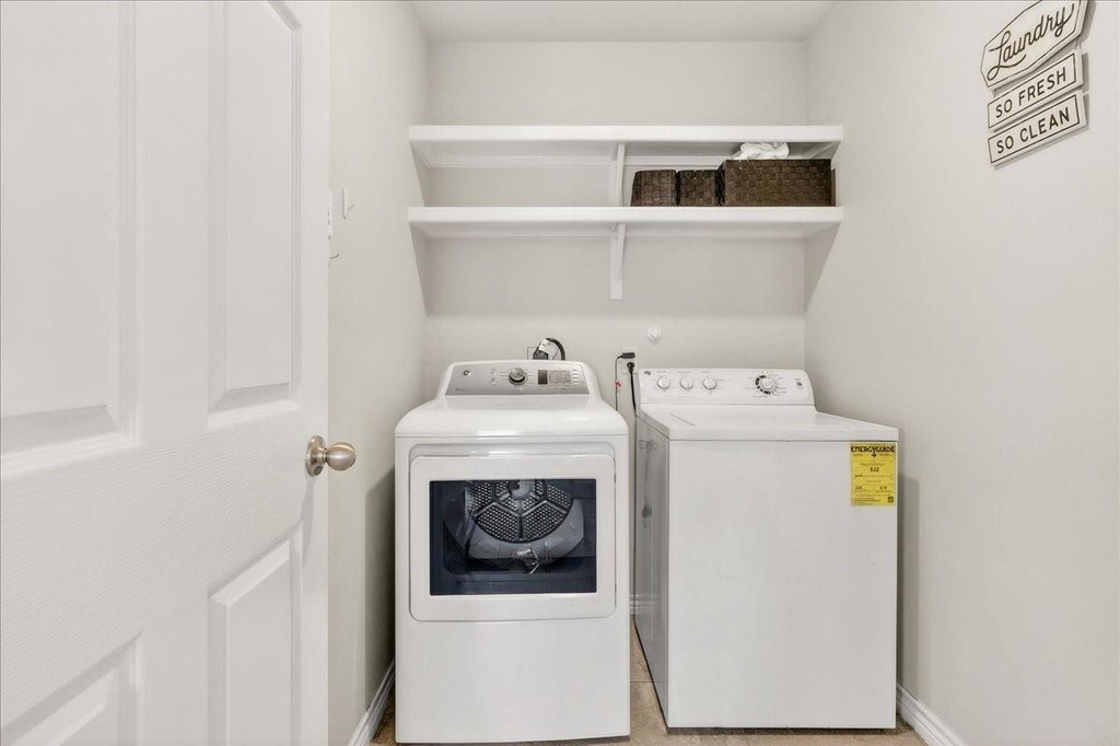 6769 Mikayla Street - Photo 15