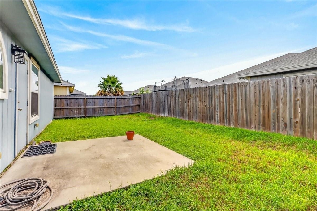 6769 Mikayla Street - Photo 32