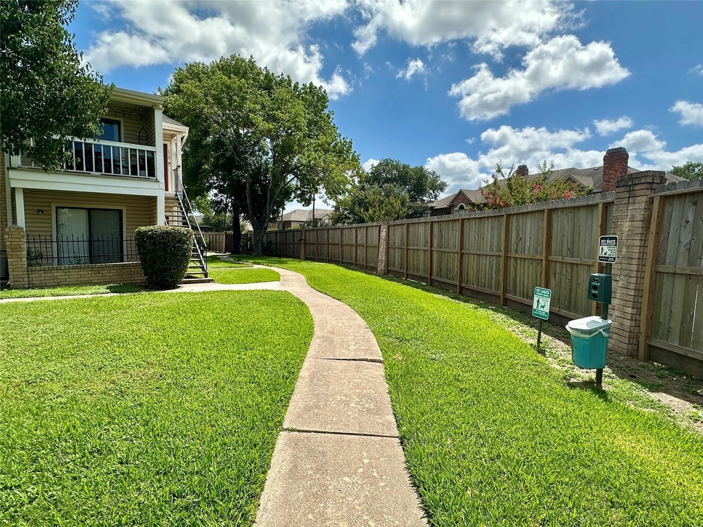 2750 Holly Hall Street - Photo 20