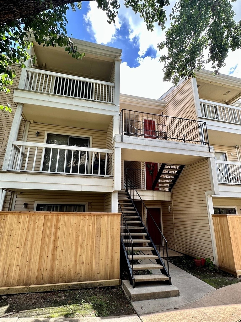2750 Holly Hall Street - Photo 2