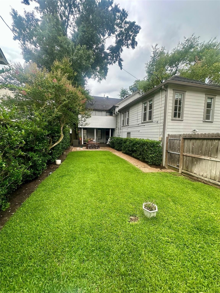 4809 Woodhead Street - Photo 7