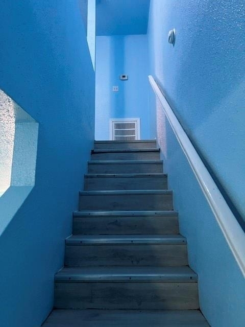 8405 Wilcrest Drive - Photo 3