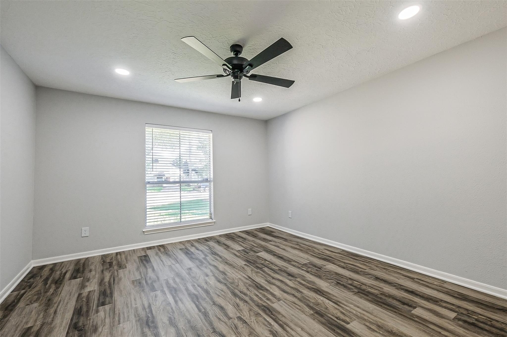 20506 Park Pine Drive - Photo 25