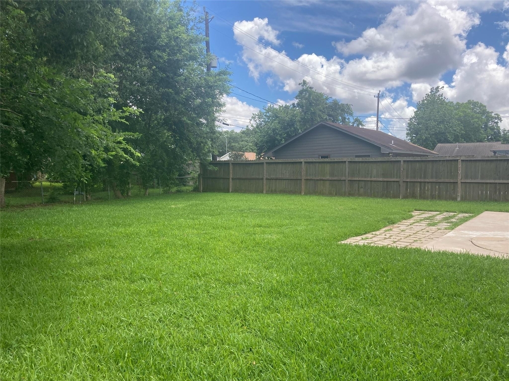 415 Cole Street - Photo 14
