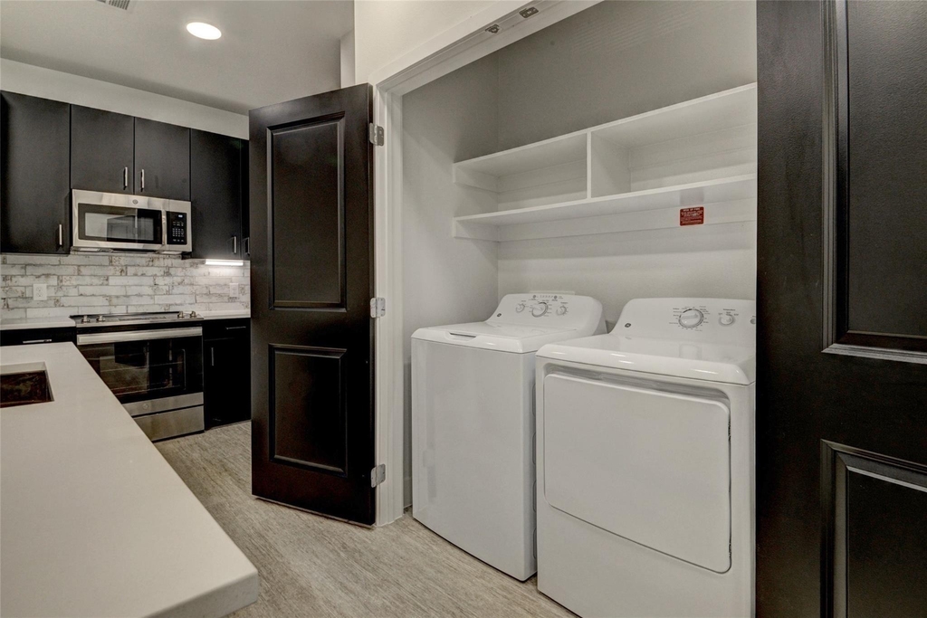 6400 Washington Street Avenue - Photo 3