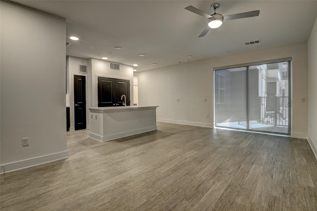 6400 Washington Street Avenue - Photo 1