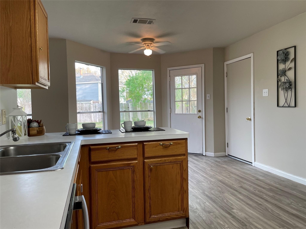 6614 Amberfield Lane - Photo 15