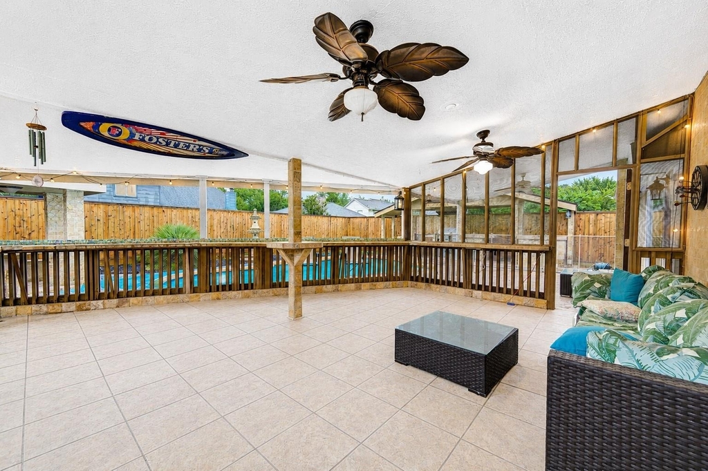21450 Park Post Lane - Photo 1