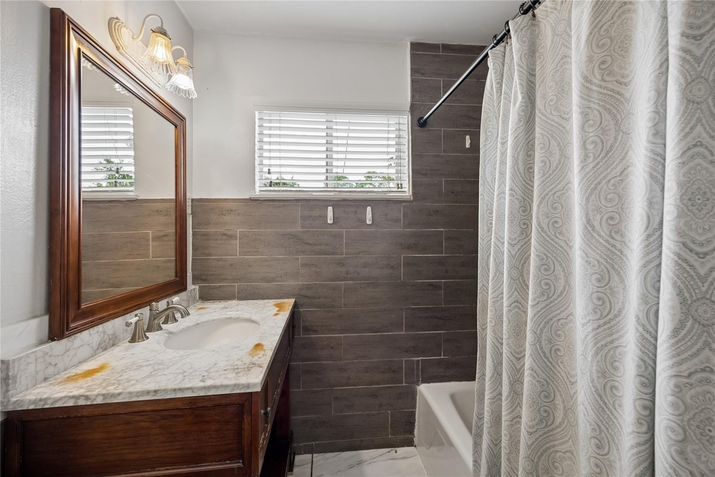 5402 Queensloch Drive - Photo 10
