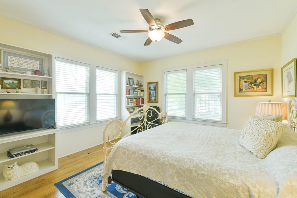 802 S Day Street - Photo 29