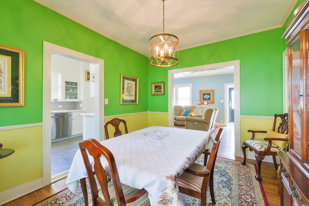 802 S Day Street - Photo 18