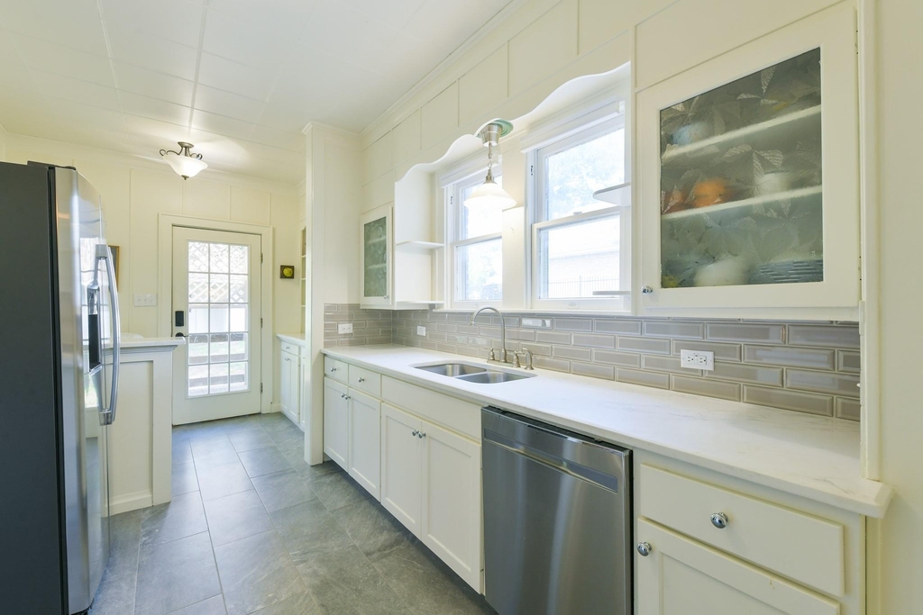 802 S Day Street - Photo 27