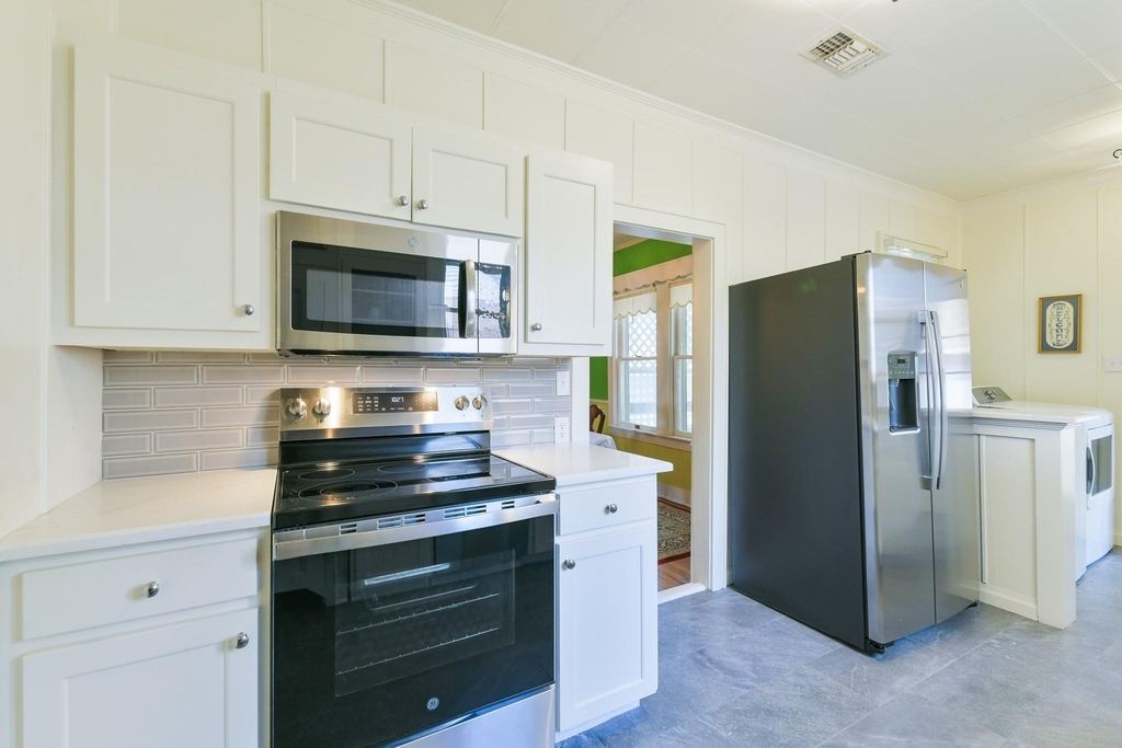 802 S Day Street - Photo 22