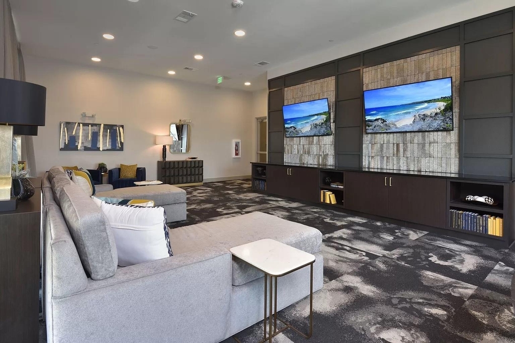 6400 Washington Avenue - Photo 22