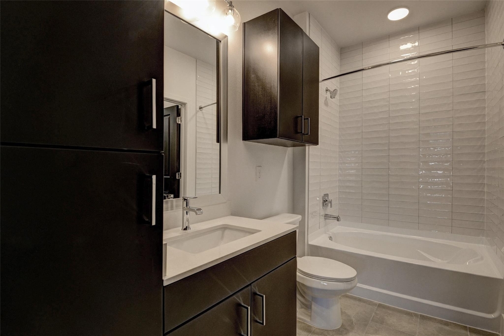6400 Washington Avenue - Photo 6