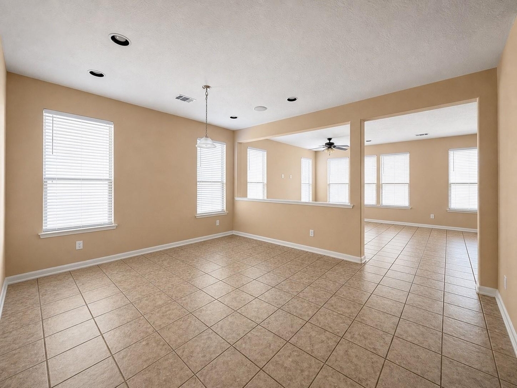 26210 Riley Glen Drive - Photo 3
