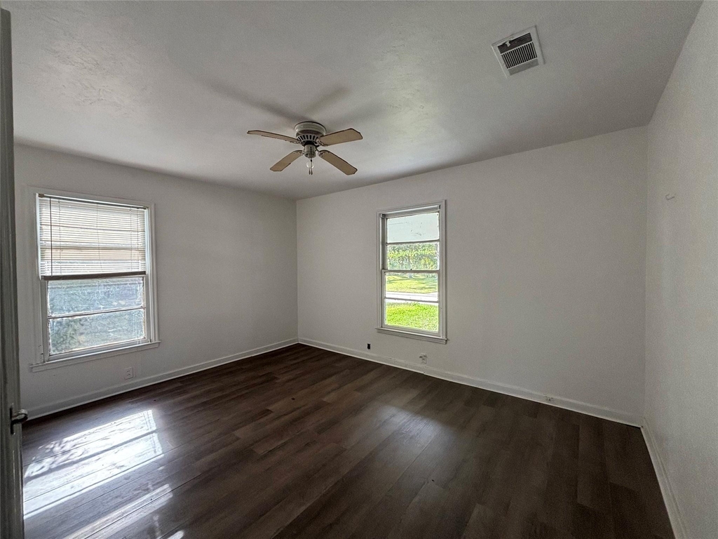 612 Winding Way Street - Photo 6
