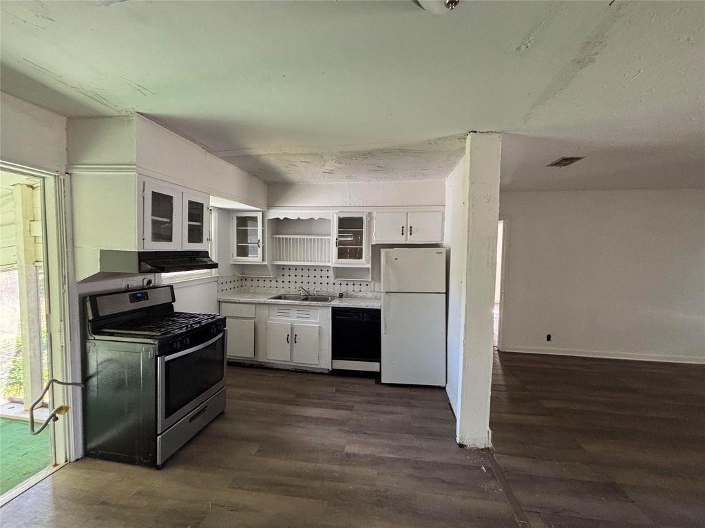 612 Winding Way Street - Photo 4