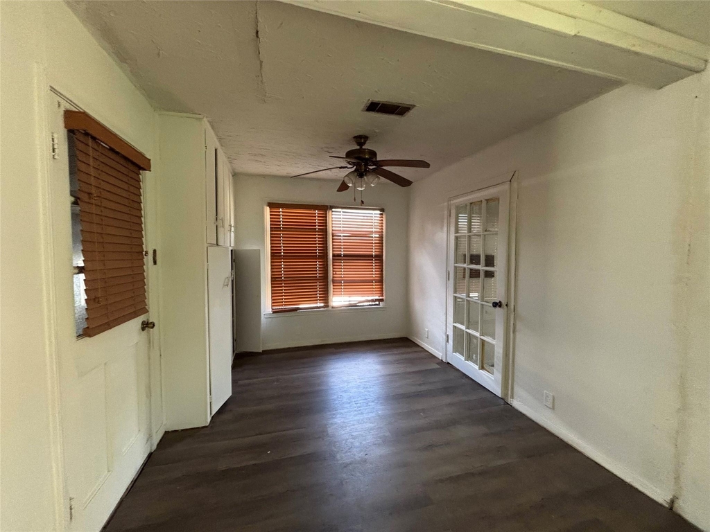 612 Winding Way Street - Photo 5