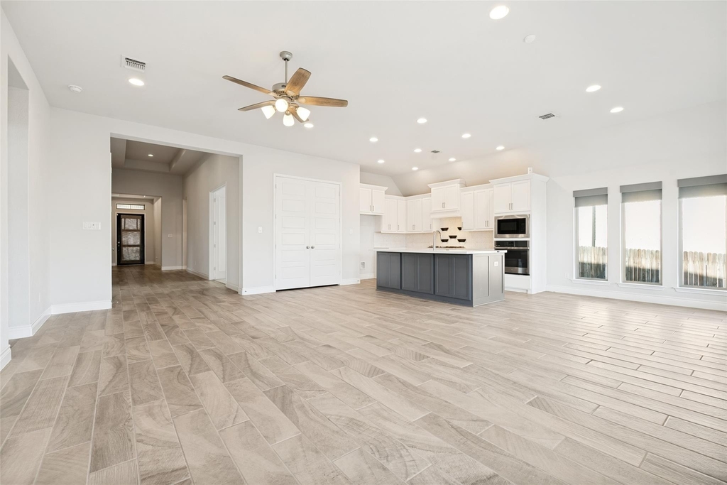 12314 Fort Travis - Photo 8