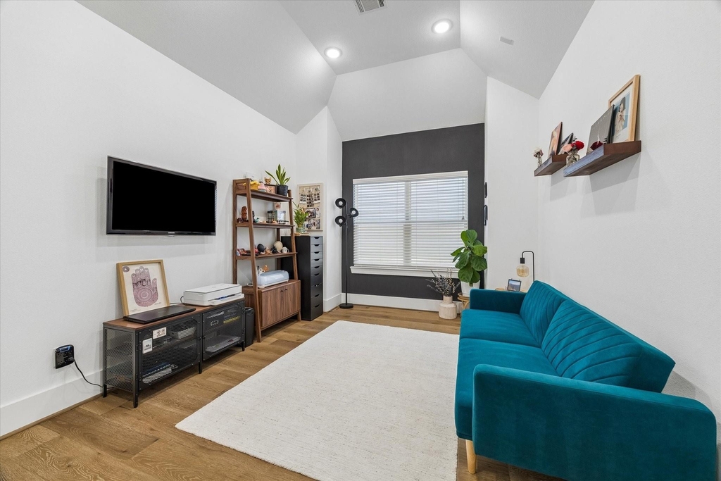 9009 Wellspring Drive - Photo 14