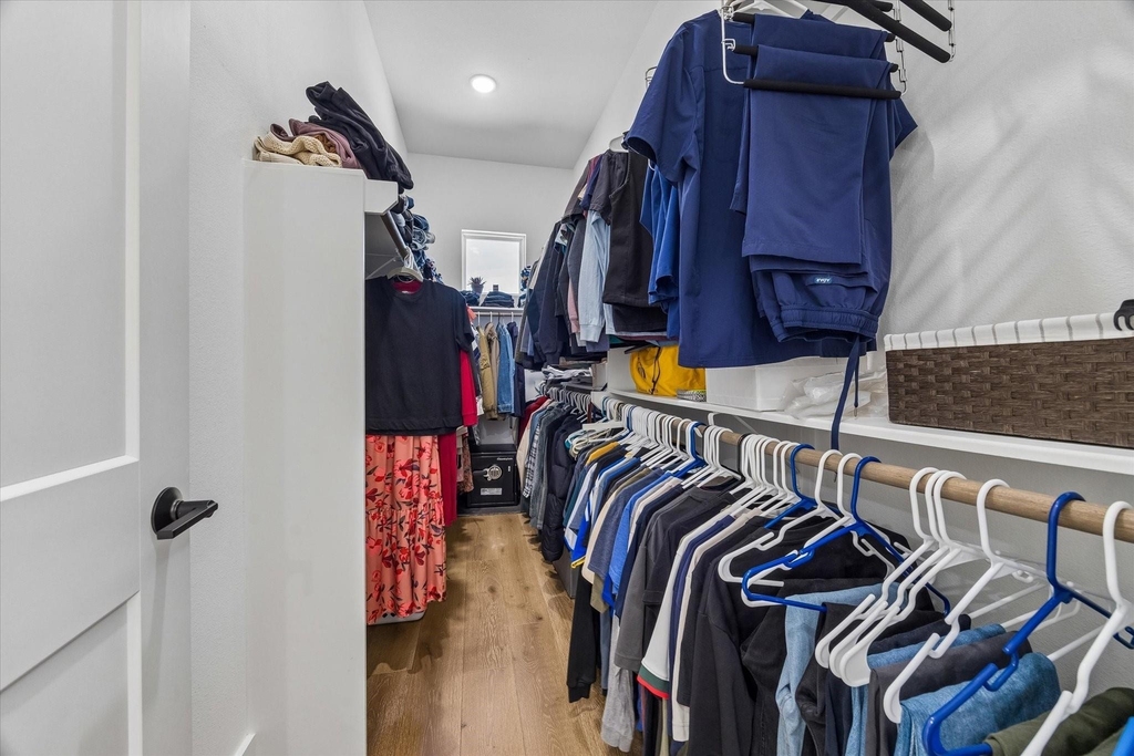9009 Wellspring Drive - Photo 11