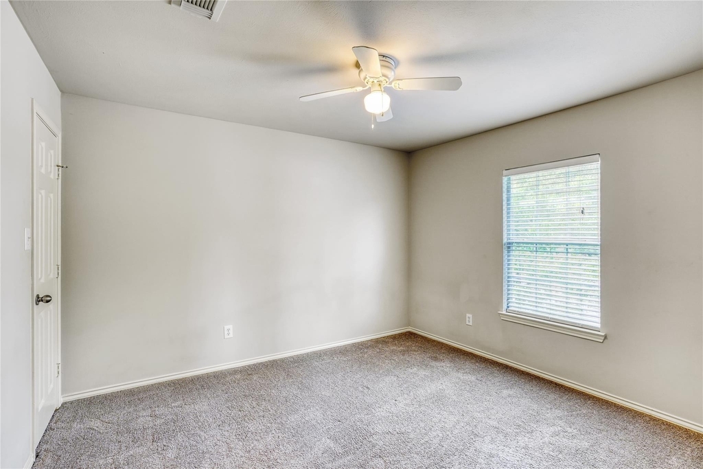 20527 Port Bishop Lane - Photo 16