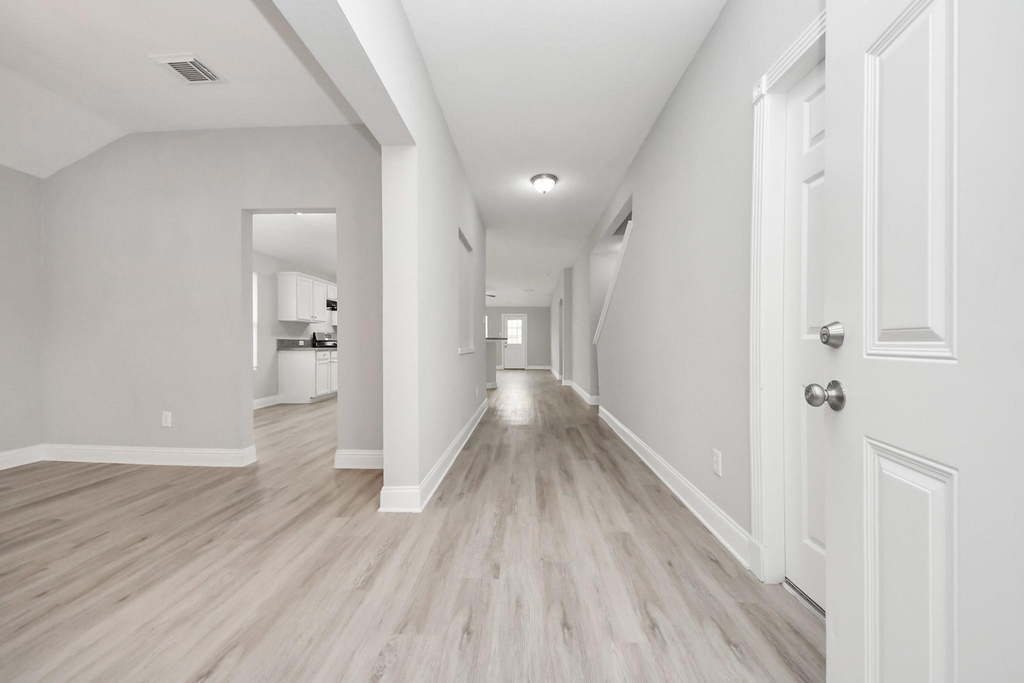 19618 Beachy Court - Photo 1