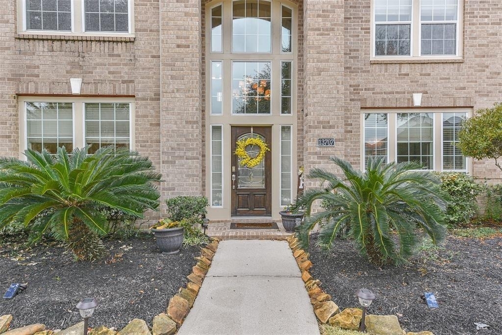 13707 Elm Shores Drive - Photo 1