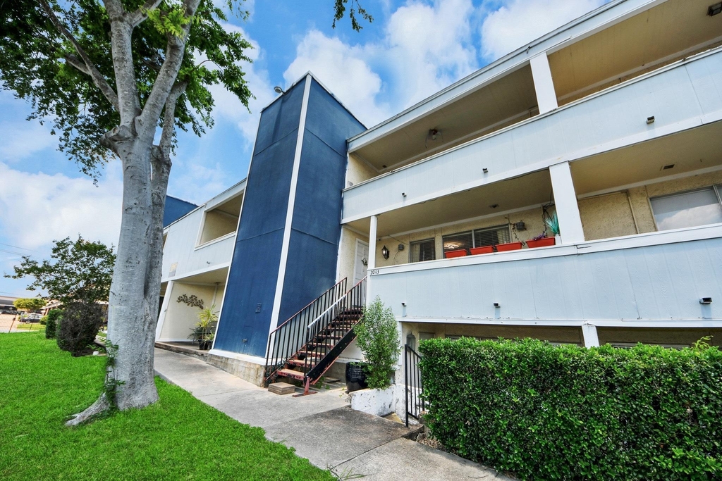 781 Country Place Drive - Photo 30