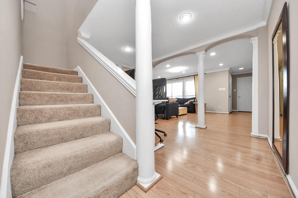 781 Country Place Drive - Photo 16