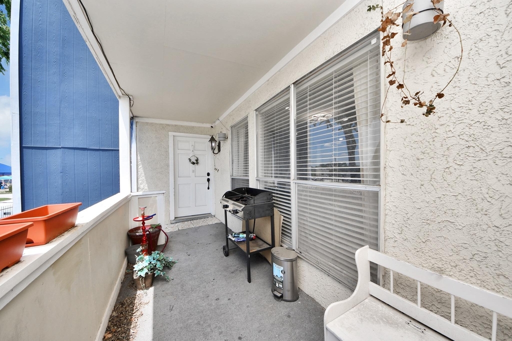 781 Country Place Drive - Photo 32