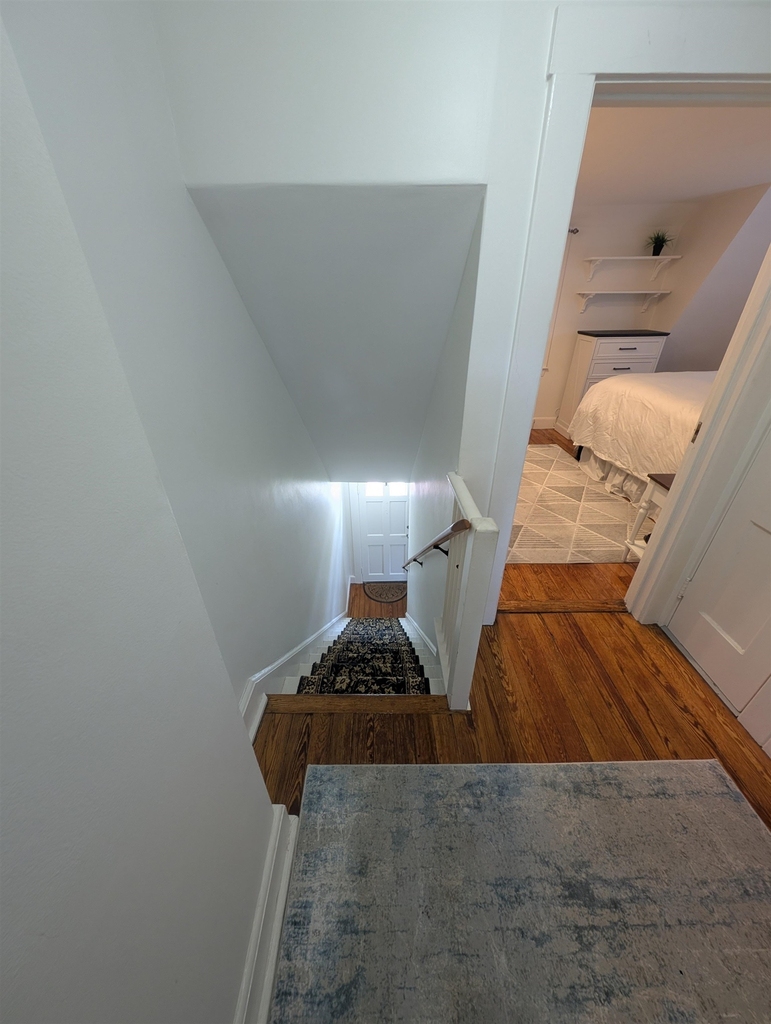 67 Porpoise - Photo 13