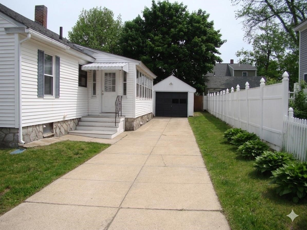 145 Mcquesten - Photo 14