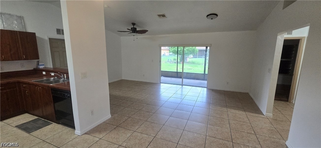 573 Bell Boulevard S - Photo 10