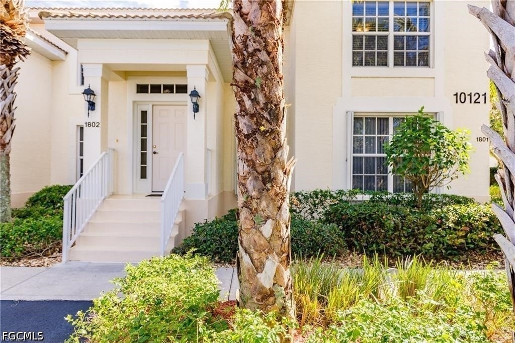 10121 Colonial Country Club Boulevard - Photo 0