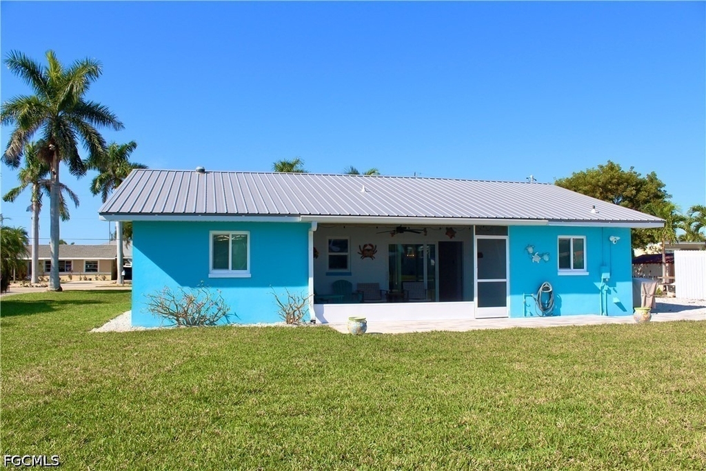 2744 Sanderling Court - Photo 34