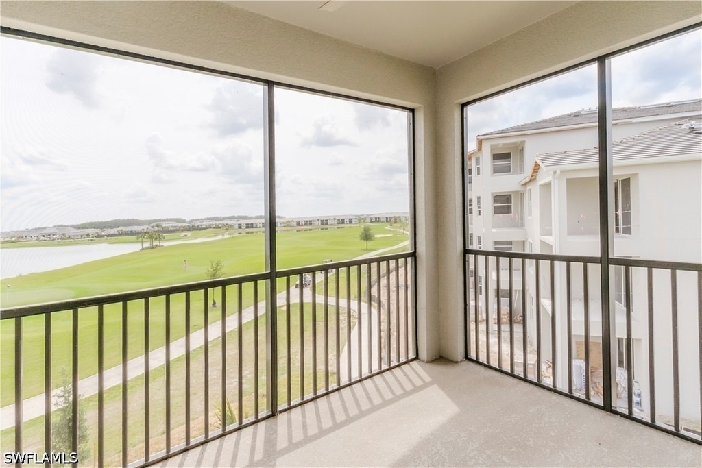 5527 Double Eagle Circle - Photo 0