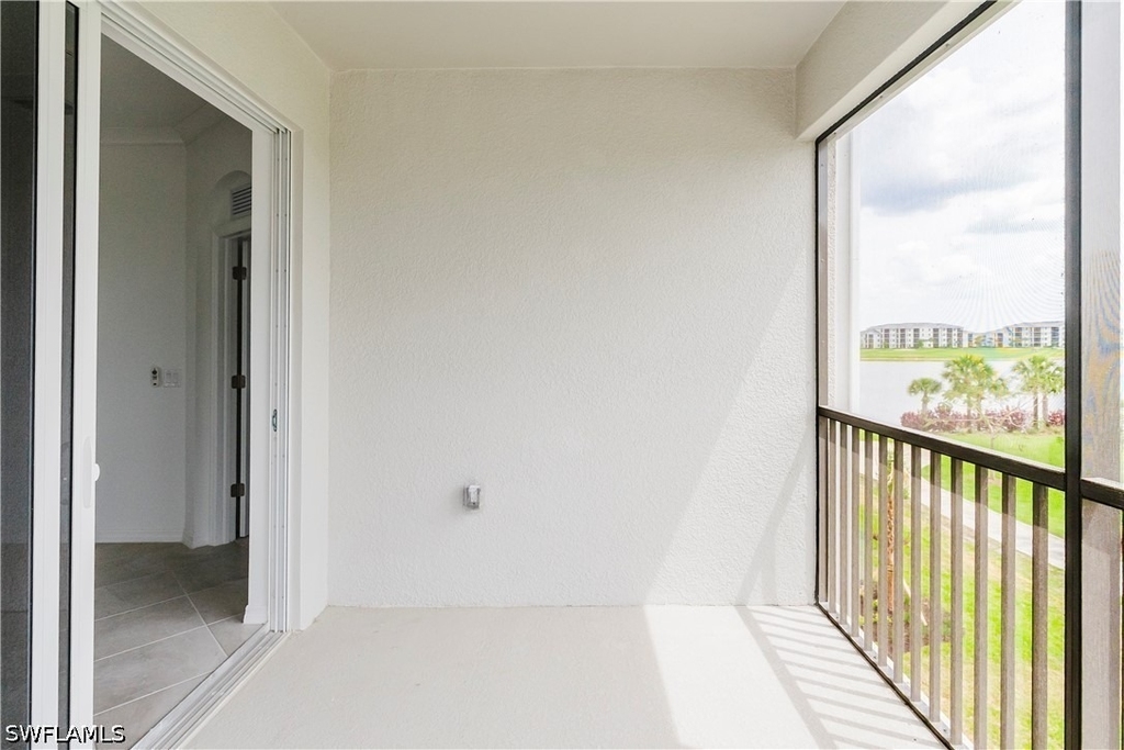 5527 Double Eagle Circle - Photo 2