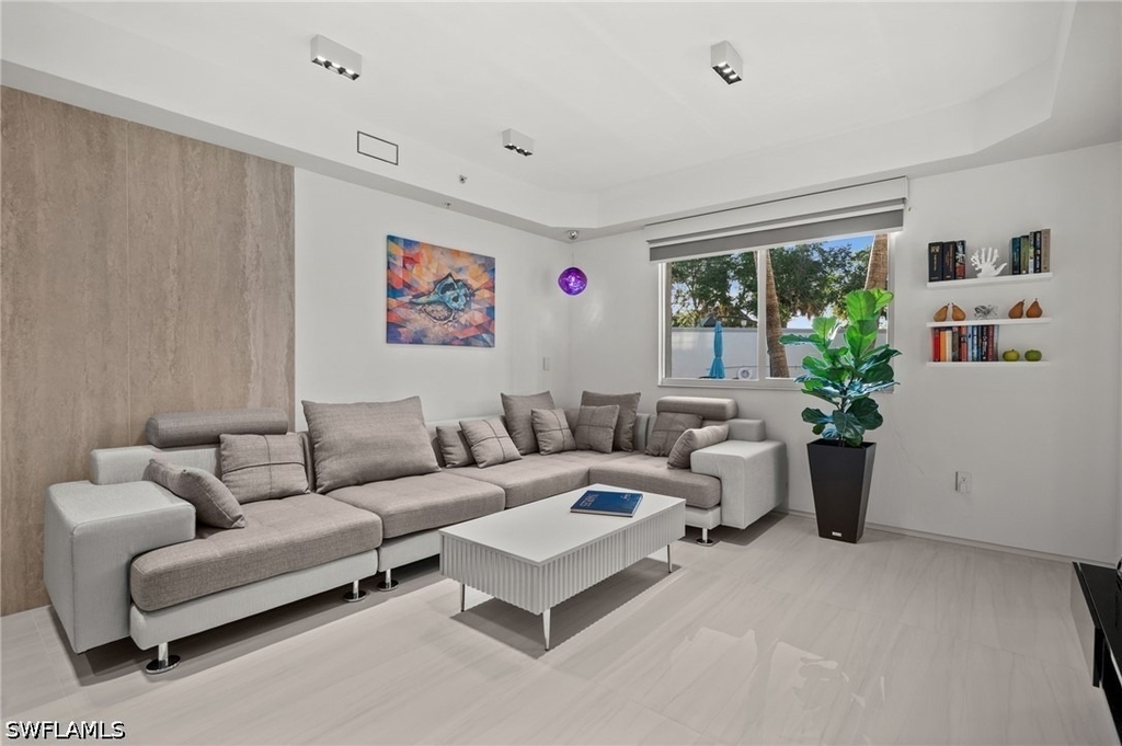 1100 Pine Ridge Road - Photo 14