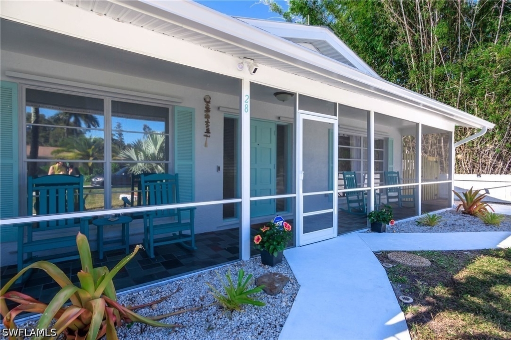 28 Constitution Drive - Photo 3