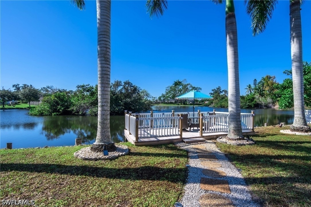 28 Constitution Drive - Photo 5
